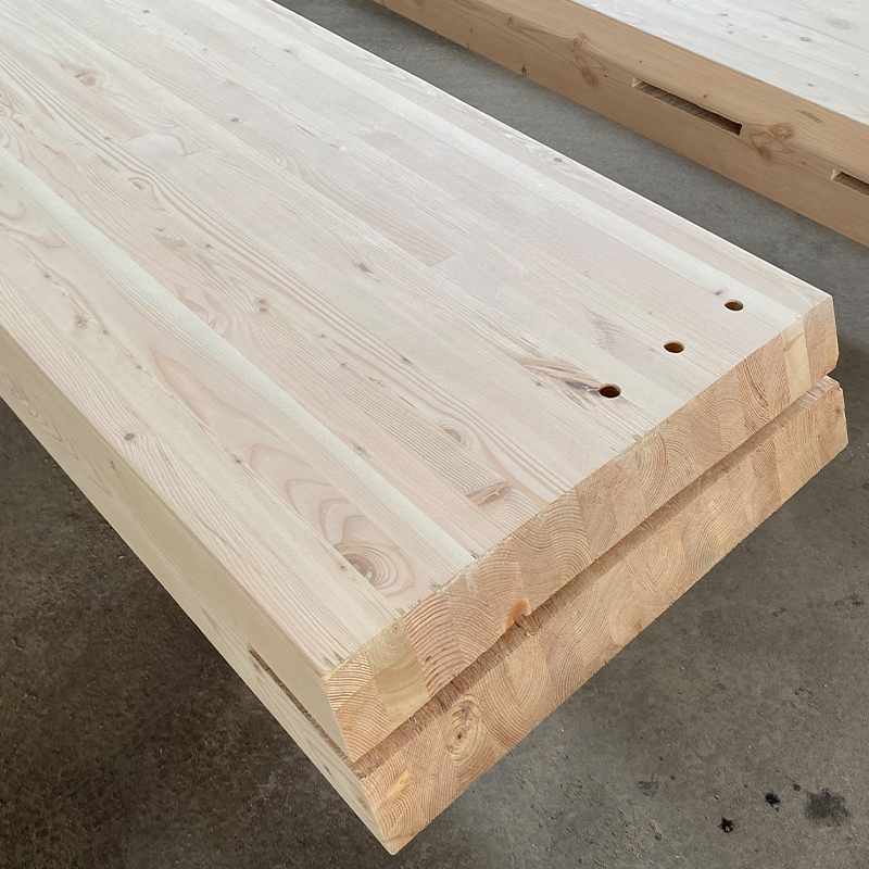 Trave e montante in legno lamellare di abete Douglas