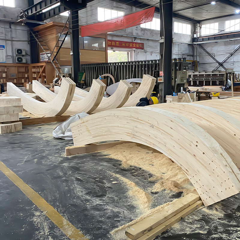 Legno lamellare curvato di pino