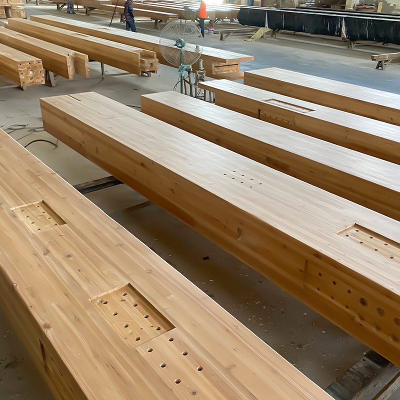 Trave e montante in legno lamellare di abete Douglas