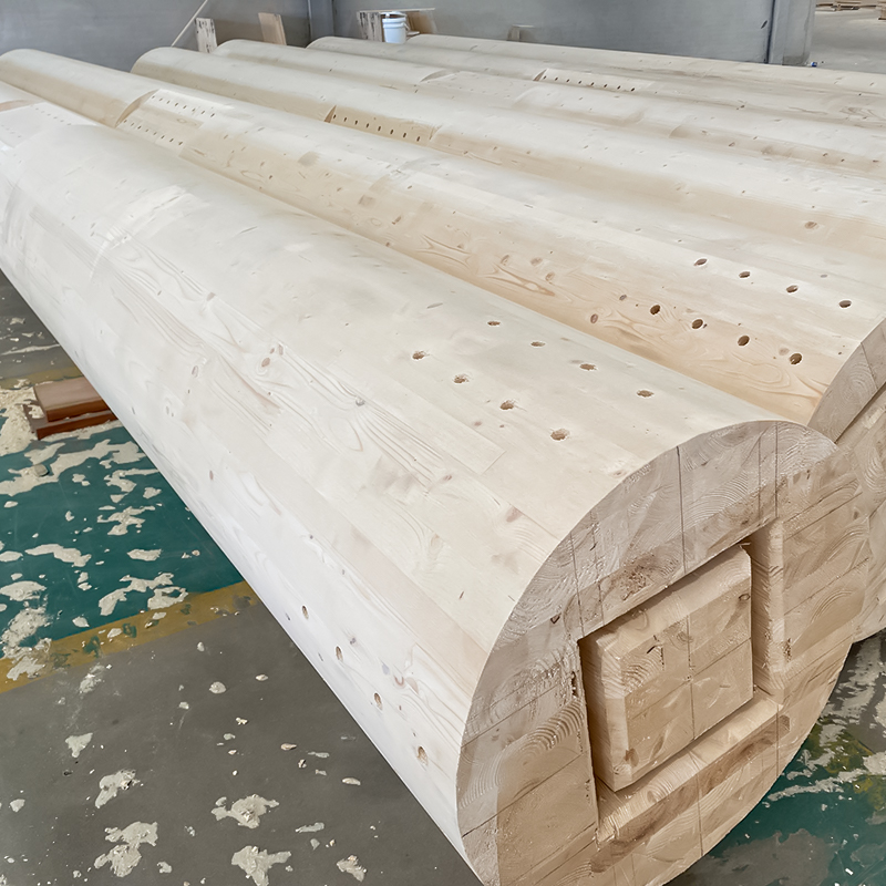 Colonna rotonda in legno lamellare di abete Douglas