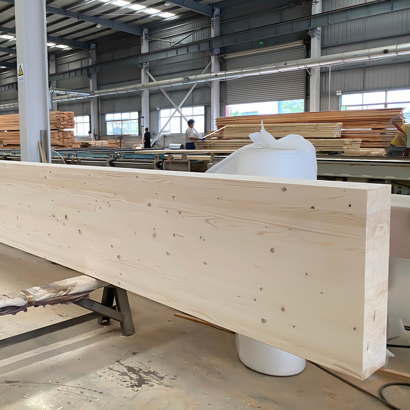 Trave e montante in legno lamellare di abete Douglas