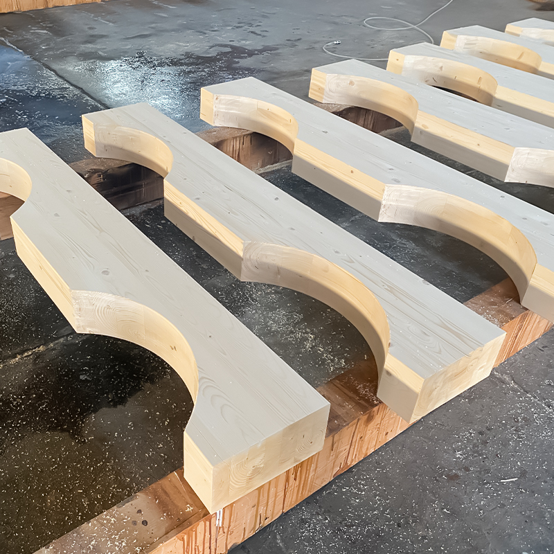 Legno lamellare di pino sagomato speciale