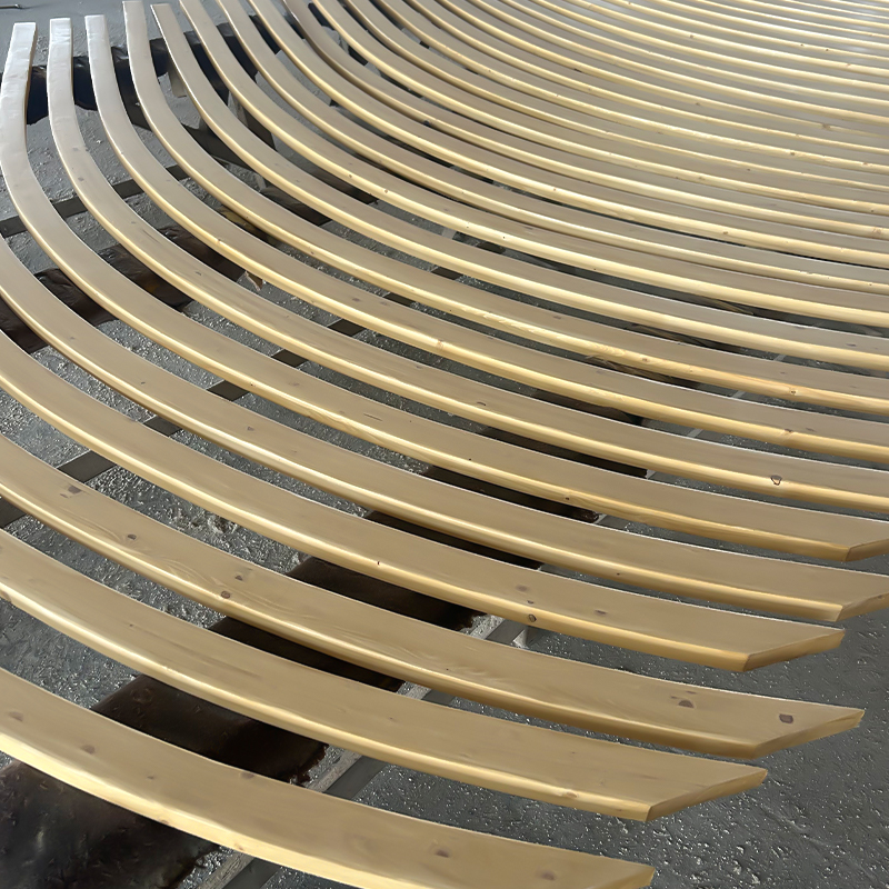 Legno lamellare curvato di pino